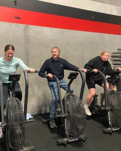 Jackie (R) With Her Dad Craig And Sister Hannah