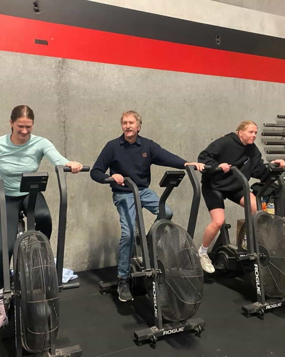 Jackie (R) With Her Dad Craig And Sister Hannah